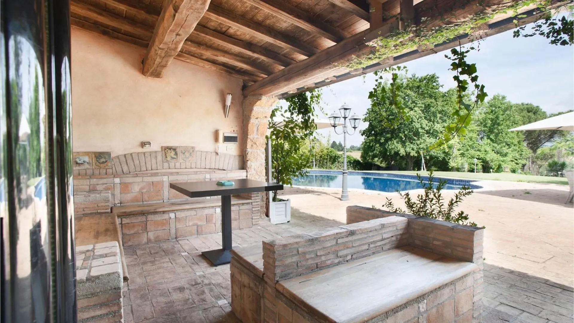 Prestigiosa Villa Con Parco Palestra E Piscina Rome 0*,  Italy